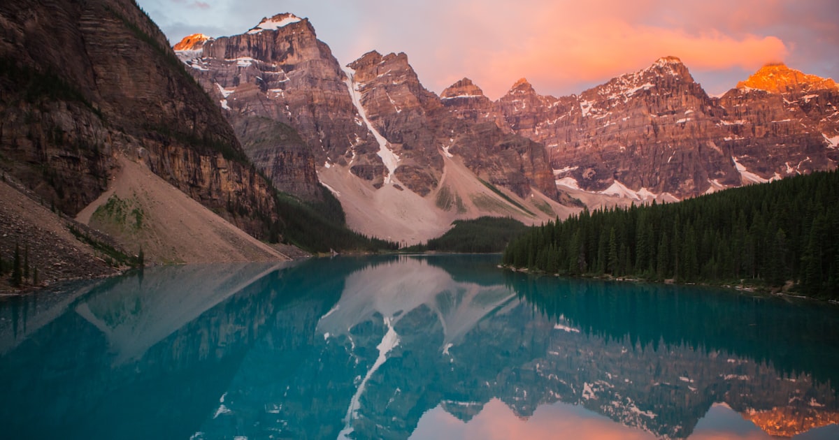 Vinícolas de Luxo: Vale dos Vinhedos e Napa Valley para Amantes do Vinho